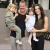 Kyra Gracie e o marido, Malvino Salvador, levaram as filhas para inauguração de academia nesta quinta-feira, 2 de agosto de 2018