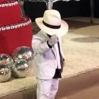 Filho de Simone, Henry 'vira' Michael Jackson em festa de aniversário. Vídeo!