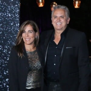 Glória Pires e o marido, Orlando Morais, prestigiam aniversário de 44 anos da cantora Preta Gil em festa realizada na Ilha Itanhangá, Barra da Tijuca, zona oeste do Rio de Janeiro, na noite desta quarta-feira, 8 de agosto de 2018