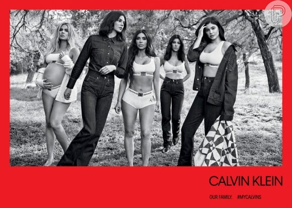 Kylie Jenner recentemente estrelou uma campanha da Calvin Klein com as irmãs
