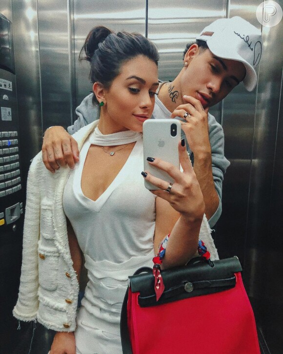 Kevinho e Flávia Pavanelli se conheceram através do Instagram