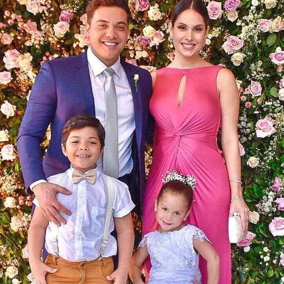 Wesley Safadão está se organizando para acompanhar de perto o nascimento do terceiro filho, Dom