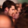 Juliana Paiva e Nicolas Prattes recentemente foram flagrados aos beijos em um show