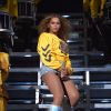 Beyoncé completa 37 anos neste 4 de setembro de 2018. Em sua apresentação no Coachella, cantora usou moletom Balmain, parceria da marca com a cantora