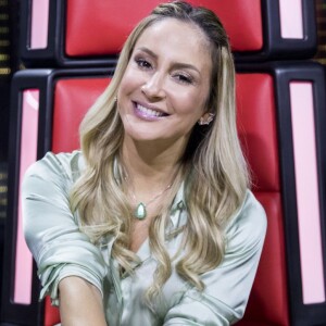 Claudia Leitte ainda recebeu o elogio de Sabrina Sato: 'Bem gata'