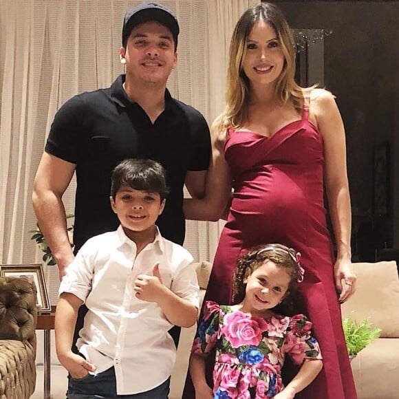 Wesley Safadão completou 30 anos e ganhou homenagem da família nesta quinta-feira, 6 de setembro de 2018
