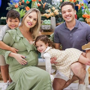 Wesley Safadão e a mulher, Thyane Dantas, estão à espera do segundo filho, Dom