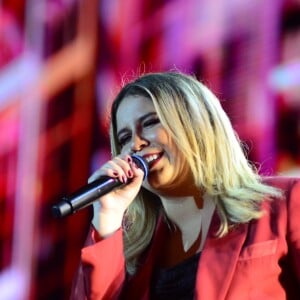 Marília Mendonça falou sobre a possibilidade de ter uma carreira no exterior: 'Acho que se começa carreira aqui no Brasil e naturalmente tem o sonho de sair e cantar fora, mas eu tenho desejo de fazer bastante meu trabalho aqui'