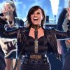 Demi Lovato se apresenta no Teen Choice Awards 2014