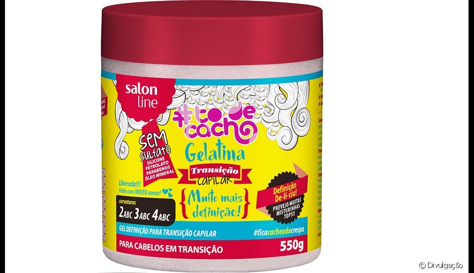 A Gelatina Para Cabelos Em Transicao Capilar Da Linha To De Cacho Da Salon Lina Ajuda A Definir Melhor Os Fios Purepeople