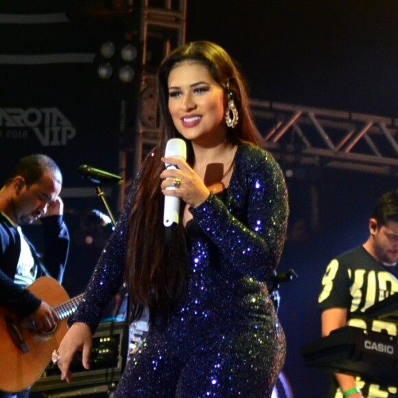 Simone sente dificuldade em seguir dieta: 'É muito complicado esse ser humanozinho aqui. Muito irresponsável, não faz as coisas direito'