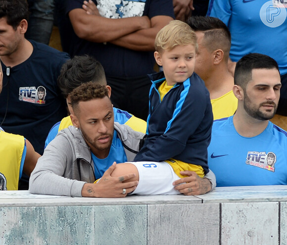Neymar falou sobre os valores que passa para o filho, Davi Lucca, de 7 anos