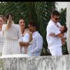 Ivete Sangalo e o marido batizaram as filhas, Marina e Helena