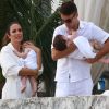 Ivete Sangalo batizou as filhas gêmeas, de 7 meses, Marina e Helena neste domingo, 16 de setembro de 2018
