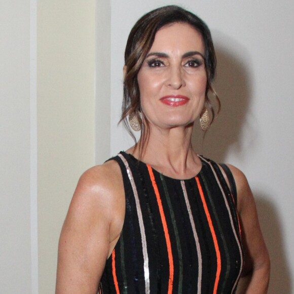 Fátima Bernardes ganhou festa surpresa da família para comemorar os 56 anos