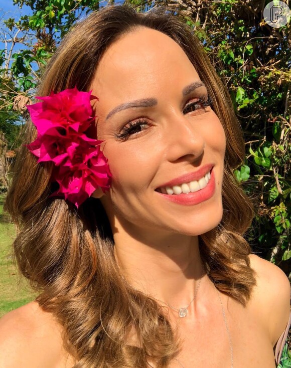 Ana Furtado adotou a crioterapia para evitar a queda do cabelo