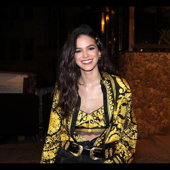 Bruna Marquezine já apareceu com looks D&G em outras ocasiões, como o aniversário de Marina Ruy Barbosa