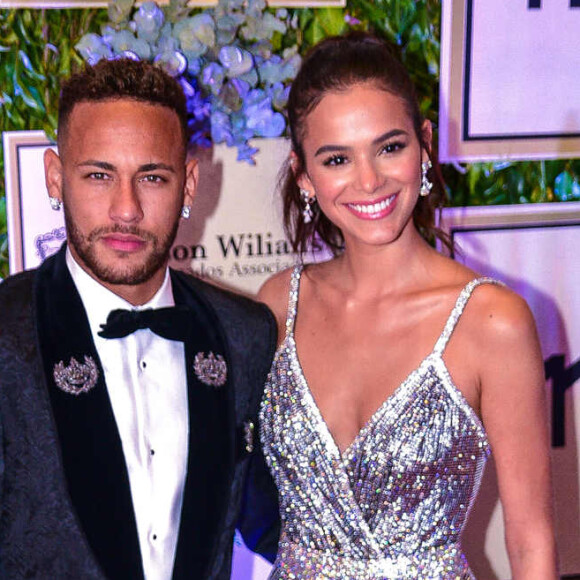 Bruna Marquezine teve ajuda de Neymar a superar depressão: 'A gente sempre foi muito amigo e ele foi uma das poucas pessoas que teve a sensibilidade de perceber que algo estava fora do comum'