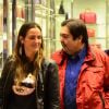 Fausto Silva passeia em shopping com a mulher, Luciana Cardoso, na Barra da Tijuca, no Rio, nesta quinta-feira, 14 de agosto de 2014