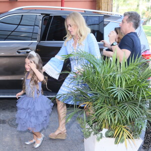 A semelhança entre Luciano Huck e a filha caçula roubou a cena nas redes sociais