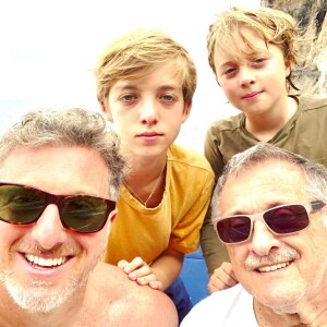 Luciano Huck também é pai de Benício, de 10 anos, e Joaquim, de 13