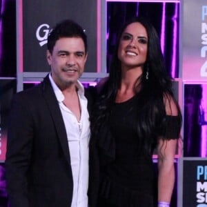 Aposta certeira: Graciele Lacerda optou pelo clássico vestido preto para o Prêmio Multishow 2018