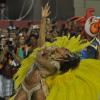 Juliana Alves arrasou em seu desfile de estreia na Tijuca