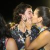 Fátima Bernardes ganhou beijo do namorado, Túlio Gadêlha, em seu aniversário de 56 anos