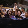 Famosas gritaram palavras de ordem contra o candidato à Presidência da República Jair Bolsonaro