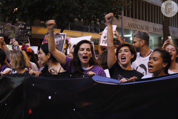 Famosas gritaram palavras de ordem contra o candidato à Presidência da República Jair Bolsonaro