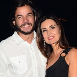 Túlio Gadêlha sabe separar o pessoal e o profissional. Com carreira na política, o pernambucano não mistura a trajetória com o relacionamento