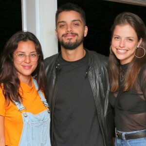 Rodrigo Simas com Yanna Lavigne e Agatha Moreira no show do Tribalistas neste sábado, 6 de outubro de 2018