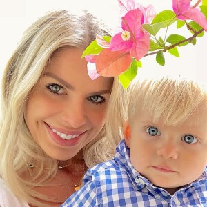 Karina Bacchi quer Enrico como pajem de casamento