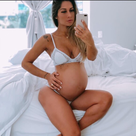 'Já não consigo dormir há um tempo, já está difícil para respirar, difícil para comer', contou Mayra Cardi sobre gravidez de Sophia