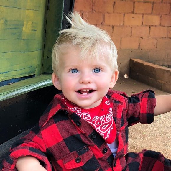 Filho de Karina Bacchi, Enrico completou um ano em julho de 2018