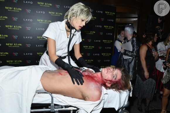 Veja as fantasias dos famosos no 19ª festa de Halloween de Heidi Klum em Nova York, nos Estados Unidos, na noite desta quarta-feira, 31 de outubro de 2018