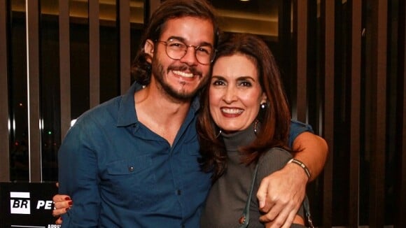Fátima Bernardes comemora 1 ano de namoro com Túlio Gadêlha: 'Muito mais feliz'