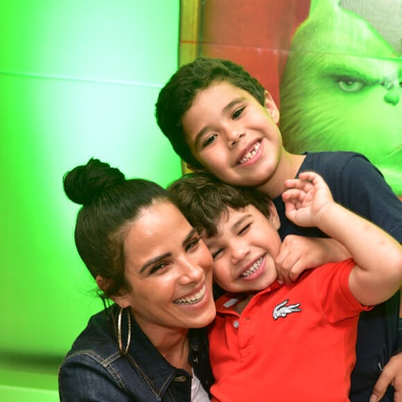 Wanessa Camargo levou os filhos, José Marcus e João Francisco, à pré-estreia do filme 'O Grinch'