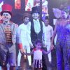 Filha de Deborah Secco e Hugo Moura, Maria Flor esbanjou fofura ao conferir circo no shopping Via Parque, na Barra da Tijuca, Zona Oeste do Rio de Janeiro