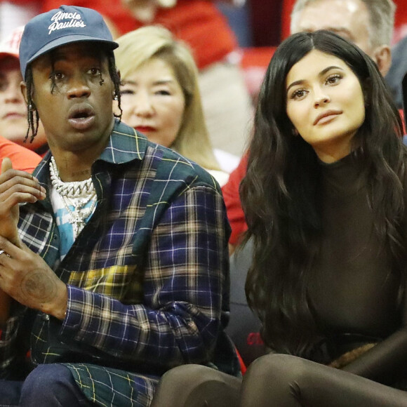 Namorado de Kylie Jenner, Travis Scott arcou com pelo menos 50 % dos custos da nova casa da empresária