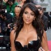 Kim Kardashian é eleita a mulher do ano em premiação da GQ