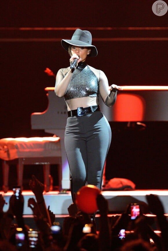 Alicia Keys fez show no Brasil em setembro de 2013 e mostrou boa forma
