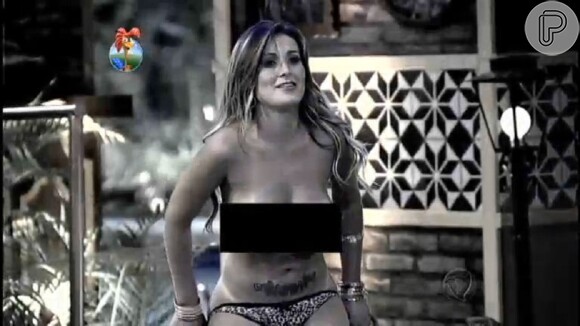 Vamos aos peladões? Andressa Urach ficou nua em protesto contra a falsidade na sexta temporada do reality 'A Fazenda', exibida em 2013