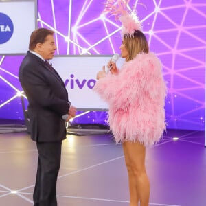 Após o Teleton, Claudia Leitte afirmou ter se sentido constrangida com o comportamento de Silvio Santos