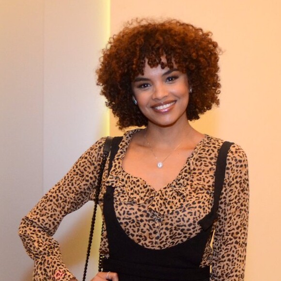 Lucy Ramos prestigiou o show de Fábio Jr. no Vivo Rio, na zona sul do Rio, neste sábado, 15 de dezembro de 2018