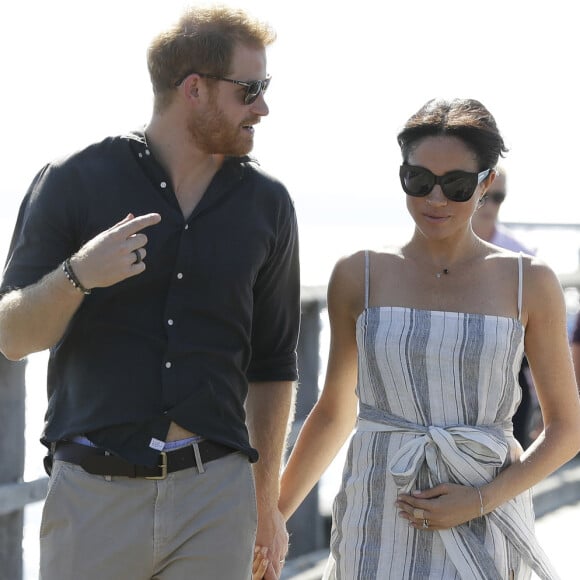 Meghan Markle espera o primeiro filho junto com o príncipe Harry