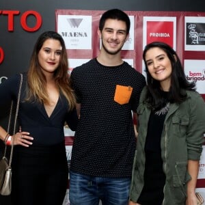 Fátima Bernardes tem 56 anos e é mãe dos trigêmeos, Beatriz, Laura e Vinícius Bonemer, de 21 anos