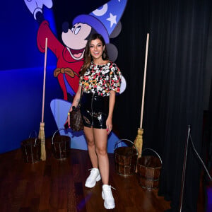 Larissa Manoela e mais famosas prestigiam exposição Mickey 90 anos no Shopping JK Iguatemi, em São Paulo, na noite desta quinta-feira, 17 de janeiro de 2018