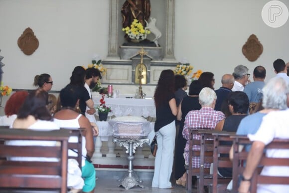 Caio Junqueira foi velado e sepultado no cemitério São João Batista, em Botafogo, Zona Sul do Rio de Janeiro