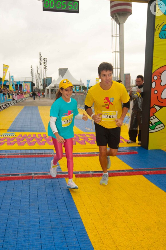 Rodrigo Faro corre com a filha mais velha, Clara